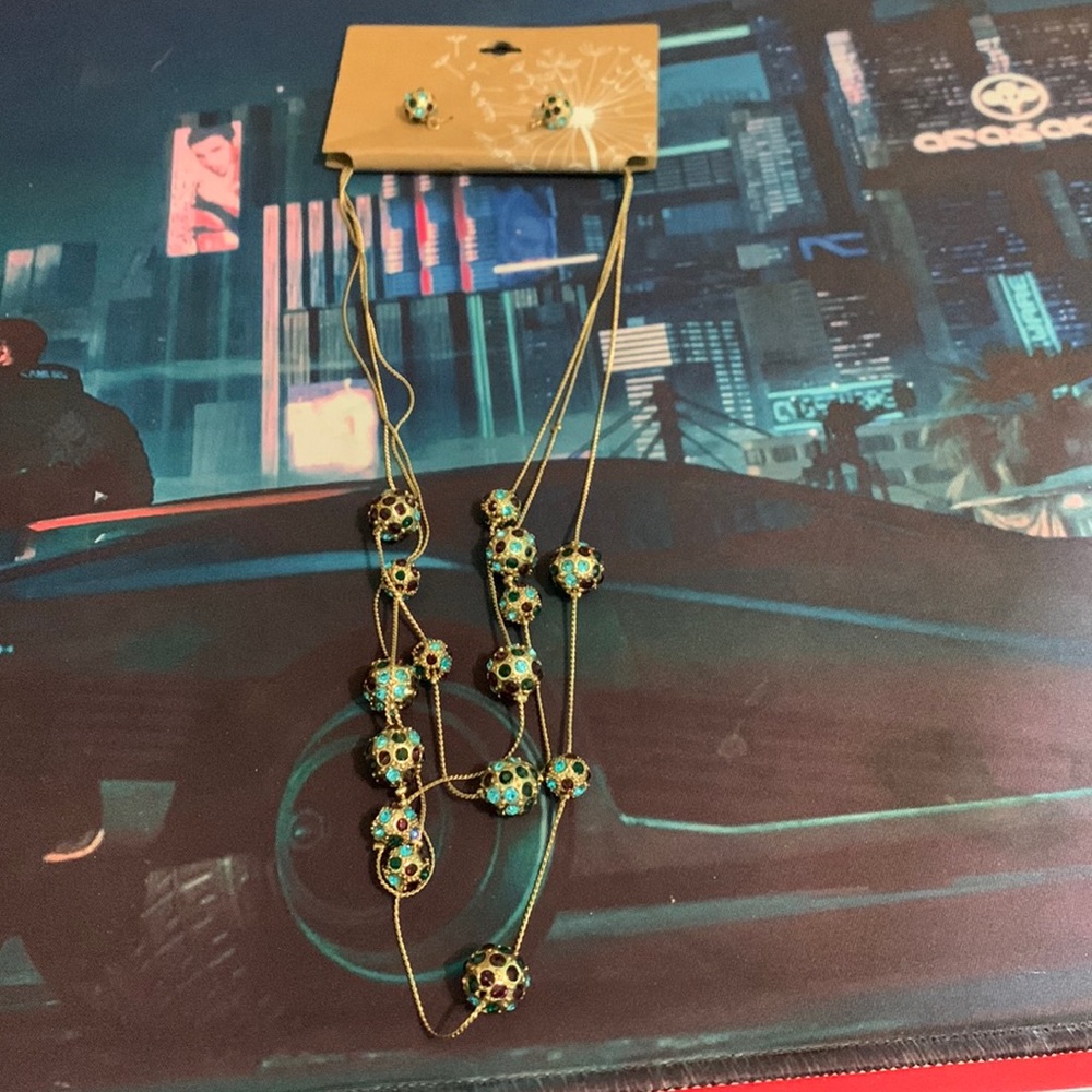 Matching Necklace and earrings set.